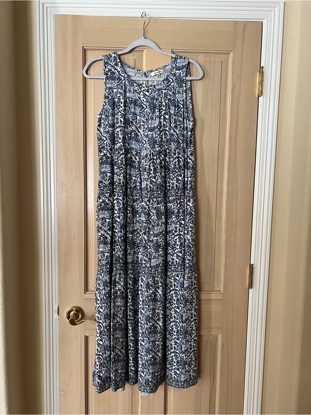 Max Studio Navy and White Printed Sleeveless Maxi Dress